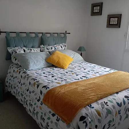 F1 Independant Rez De Jardin Proche De Vichy Petits Dej Compris Bellerive-sur-Allier